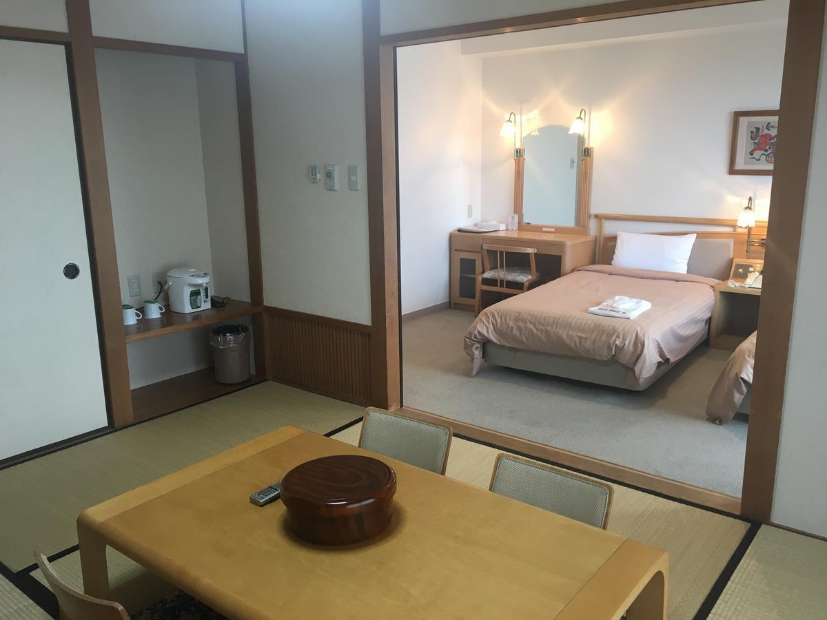 Hotel Alexander Royal Resort Okinawa 那霸 外观 照片
